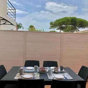 Xenia House Appartamento